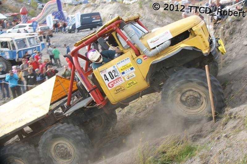 cmr_20121208_1855946112.jpg